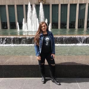 Meet your Posher, Brianna